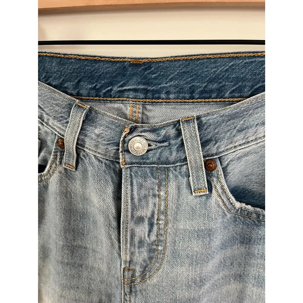 Womens Levi’s 501-T Jeans